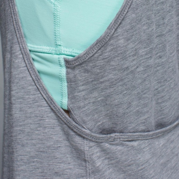 Lululemon Twist and Turn Toothpaste - Picture 6 of 11